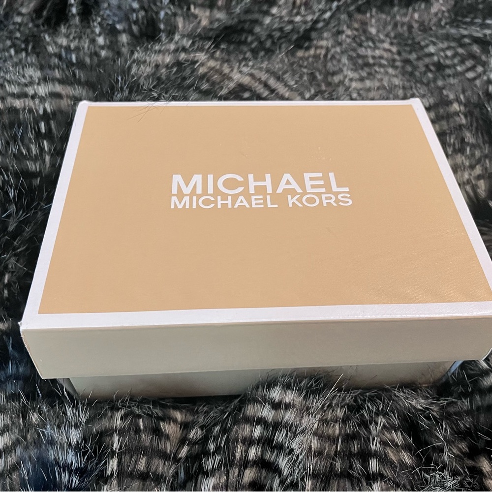Michael Kors Girls Jem Split Sneakers - Picture 3 of 6